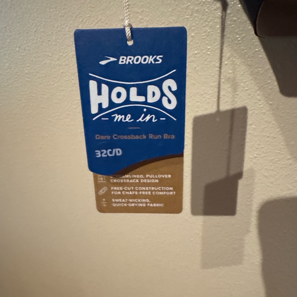 Brooks 32C/D Hold Me In Dare Crossback Run Bra - Picture 4 of 6